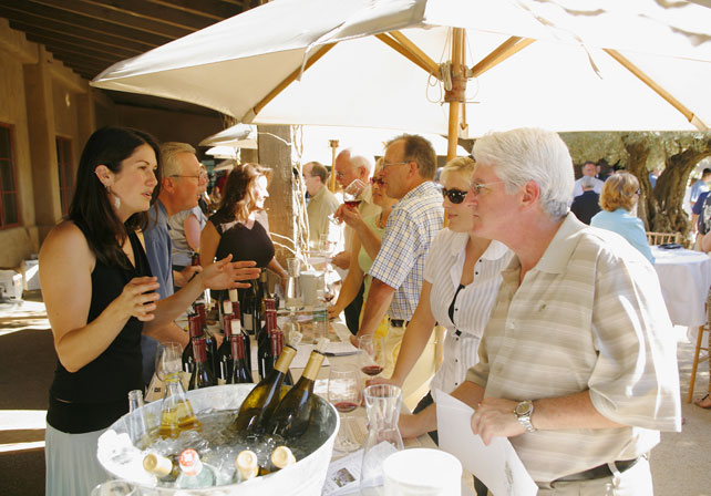 Maya_Vintner_Explaining